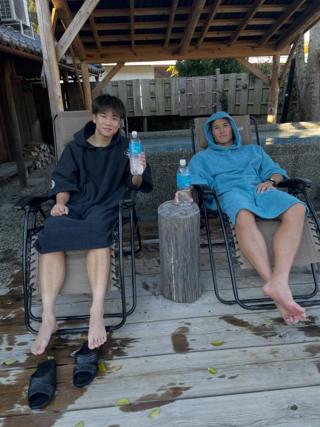 徳島ヴォルティス
渡選手と宮崎選手がお越し下さいました。
プレーオフ２勝！
Ｊ１連れて行って下さい！
期待してます。　　
LOVEヴォルティス
　　
#サウナ#水風呂#外気浴#ととのう#いやし自然自然治癒力蔵サウナテントサウナキャンプキャンプ場簡易宿所民泊宿泊フィンランドフィンランドサウナ薪薪ストーブ神山徳島四国神山まるごと高専サ活サウナハットサ飯サウナイキタイサウナ女子サウナ好きと繋がりたい徳島ヴォルティス